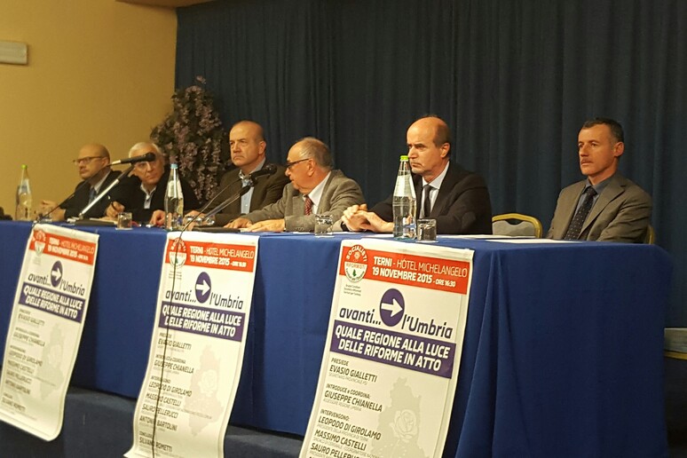 - RIPRODUZIONE RISERVATA