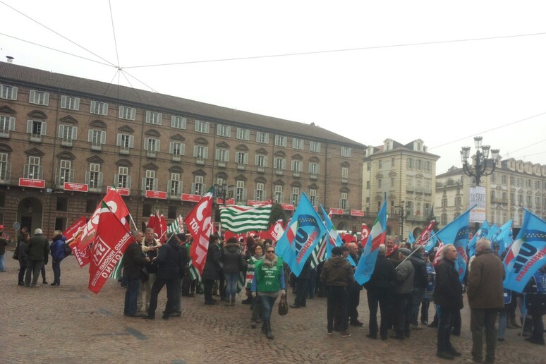 - RIPRODUZIONE RISERVATA
