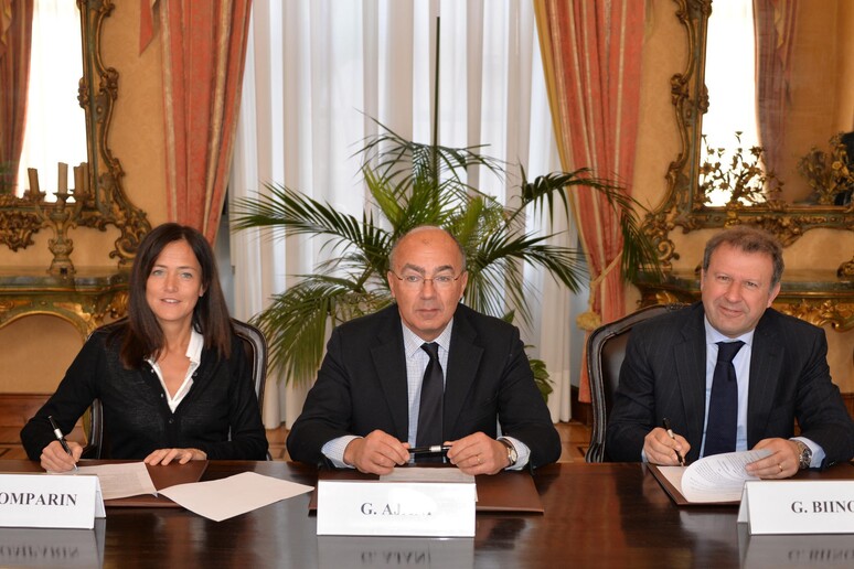 - RIPRODUZIONE RISERVATA