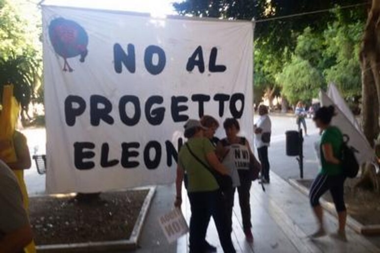 - RIPRODUZIONE RISERVATA