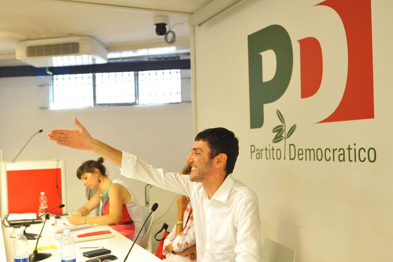 - RIPRODUZIONE RISERVATA
