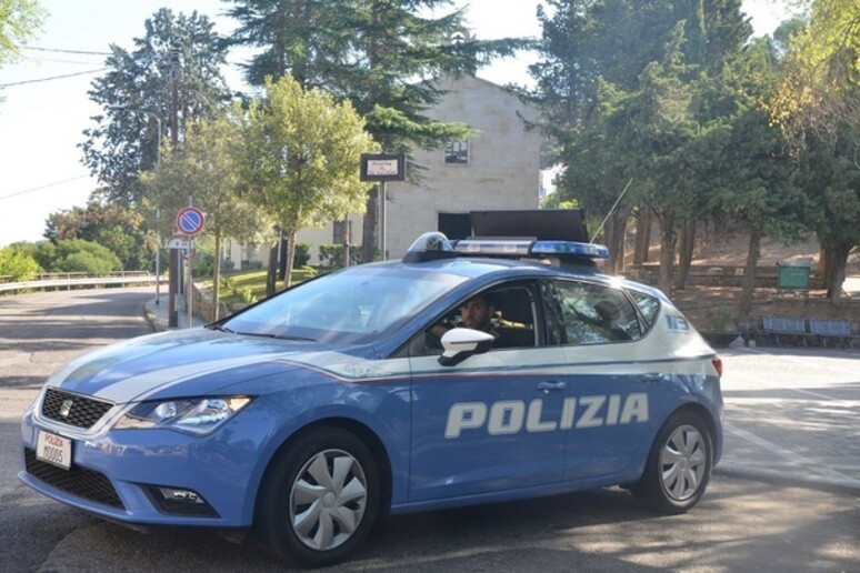- RIPRODUZIONE RISERVATA