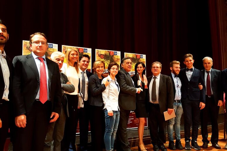 . - RIPRODUZIONE RISERVATA