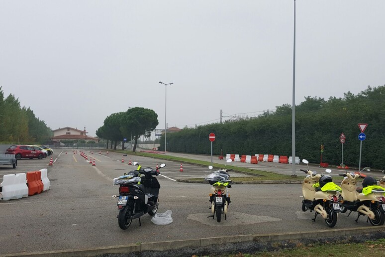 - RIPRODUZIONE RISERVATA