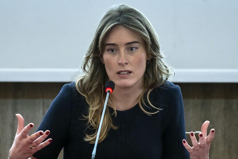 - RIPRODUZIONE RISERVATA