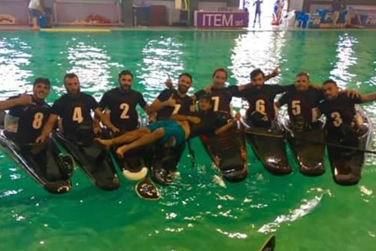 La squadra della Polisportiva Acitrezza - RIPRODUZIONE RISERVATA