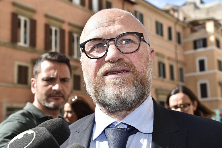 Il sindaco di Livorno Filippo Nogarin - RIPRODUZIONE RISERVATA