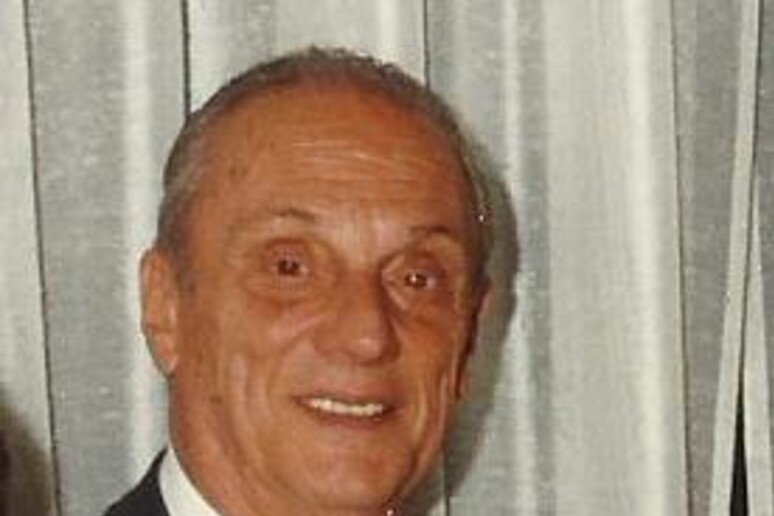 - RIPRODUZIONE RISERVATA