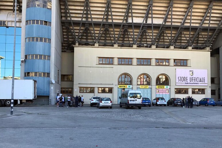 - RIPRODUZIONE RISERVATA