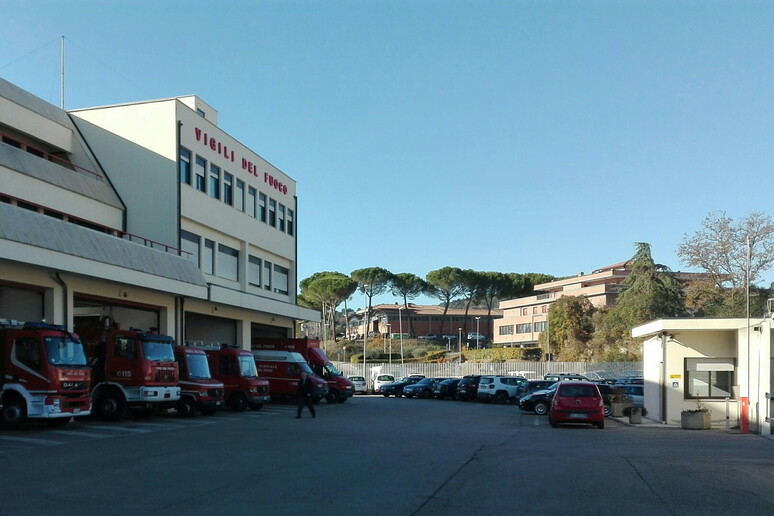 - RIPRODUZIONE RISERVATA