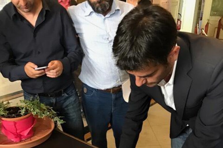 - RIPRODUZIONE RISERVATA