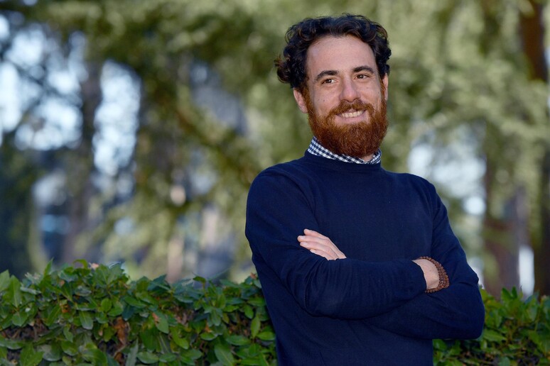- RIPRODUZIONE RISERVATA