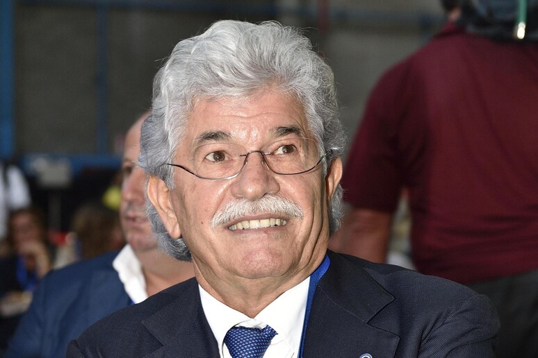 - RIPRODUZIONE RISERVATA
