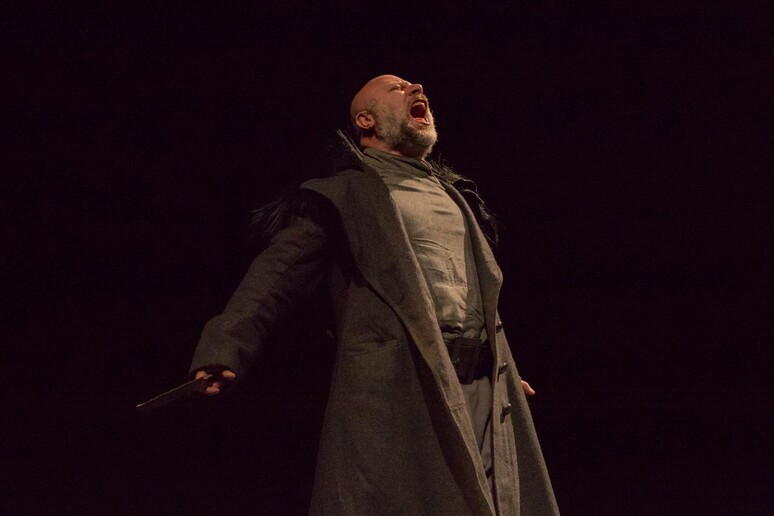 Vincenzo Pirrotta protagonista di Tamerlano - RIPRODUZIONE RISERVATA