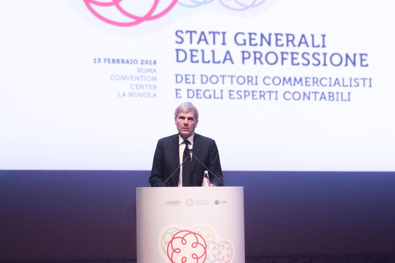 - RIPRODUZIONE RISERVATA