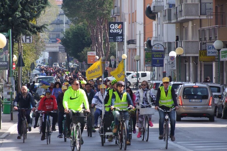 - RIPRODUZIONE RISERVATA