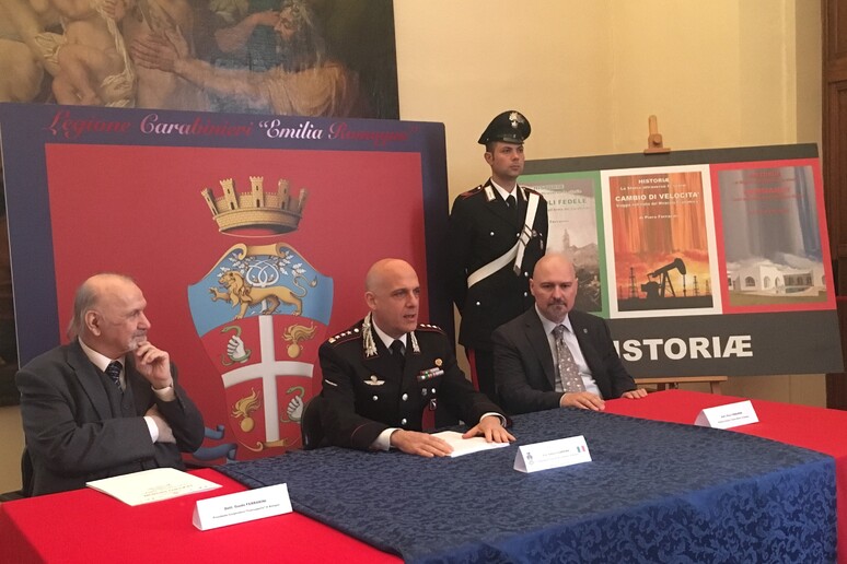 - RIPRODUZIONE RISERVATA