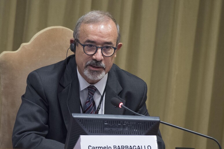- RIPRODUZIONE RISERVATA
