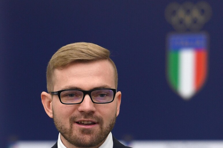- RIPRODUZIONE RISERVATA