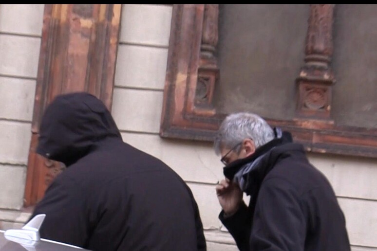 - RIPRODUZIONE RISERVATA