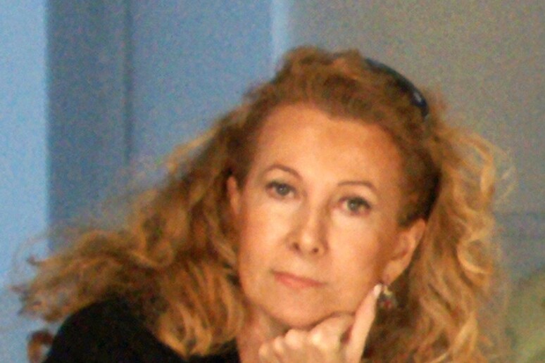 - RIPRODUZIONE RISERVATA