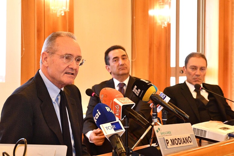 - RIPRODUZIONE RISERVATA