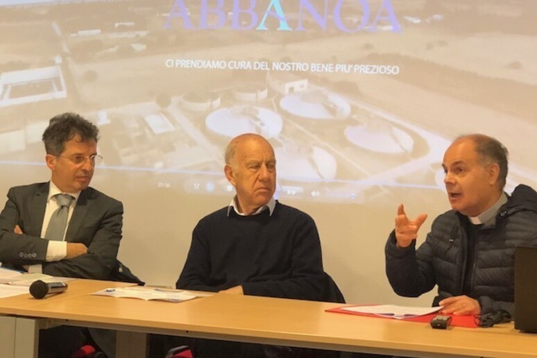 - RIPRODUZIONE RISERVATA