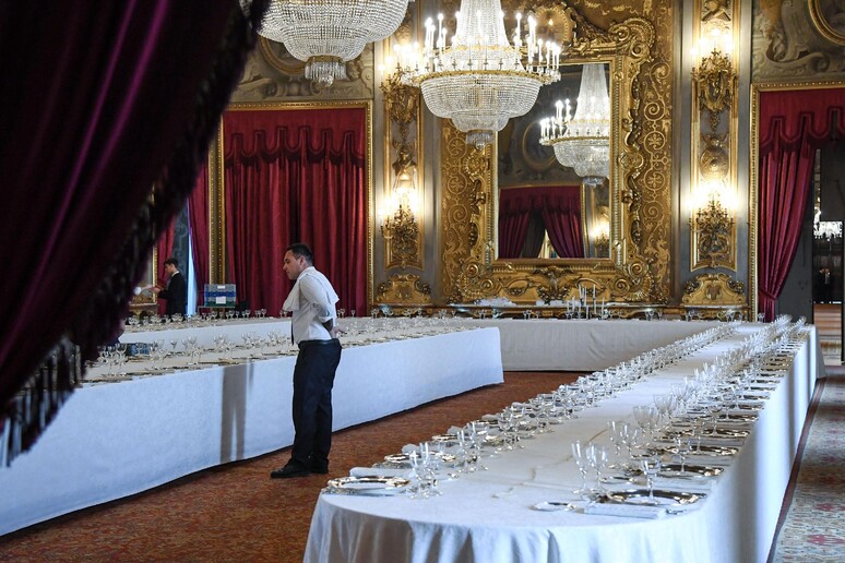 Il Salone delle feste al Quirinale - RIPRODUZIONE RISERVATA