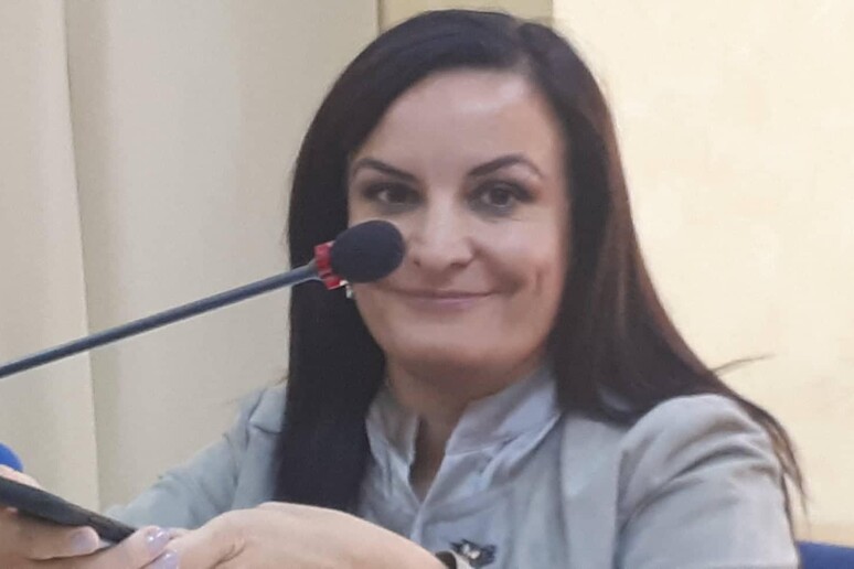 - RIPRODUZIONE RISERVATA