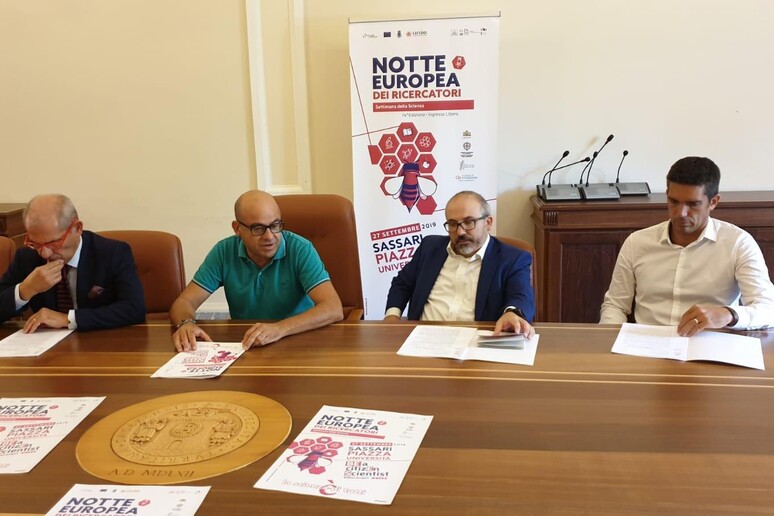 - RIPRODUZIONE RISERVATA