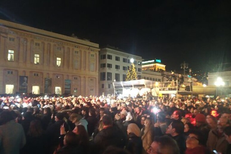 - RIPRODUZIONE RISERVATA