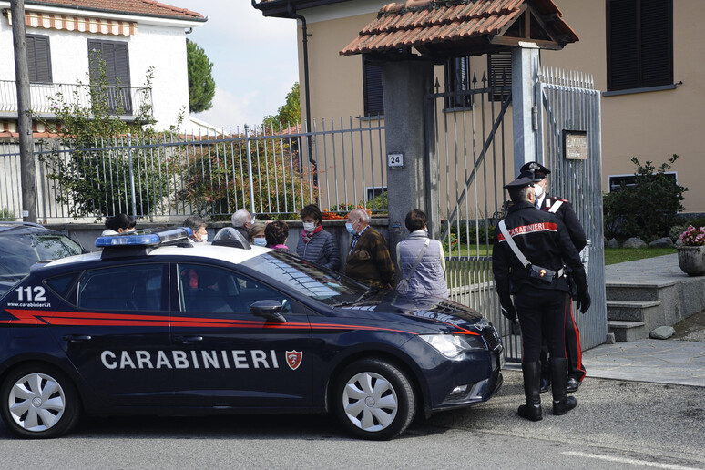 - RIPRODUZIONE RISERVATA