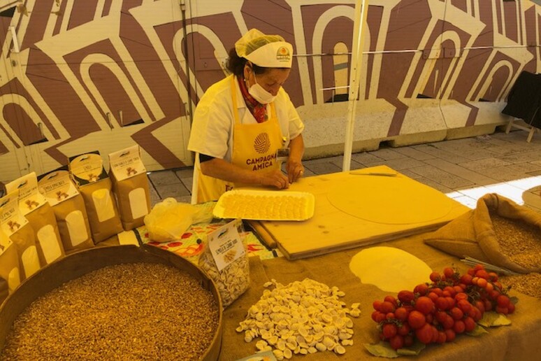 - RIPRODUZIONE RISERVATA