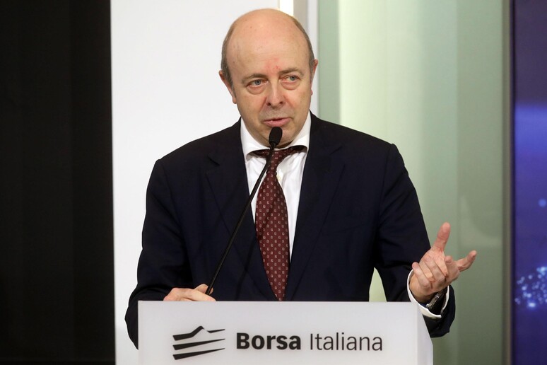 - RIPRODUZIONE RISERVATA