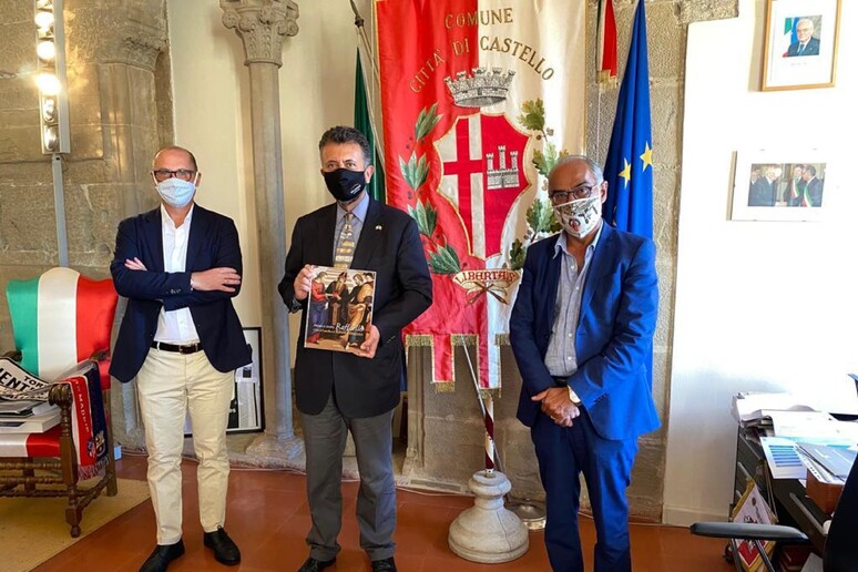 - RIPRODUZIONE RISERVATA