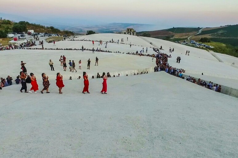 Il Cretto di Burri - RIPRODUZIONE RISERVATA