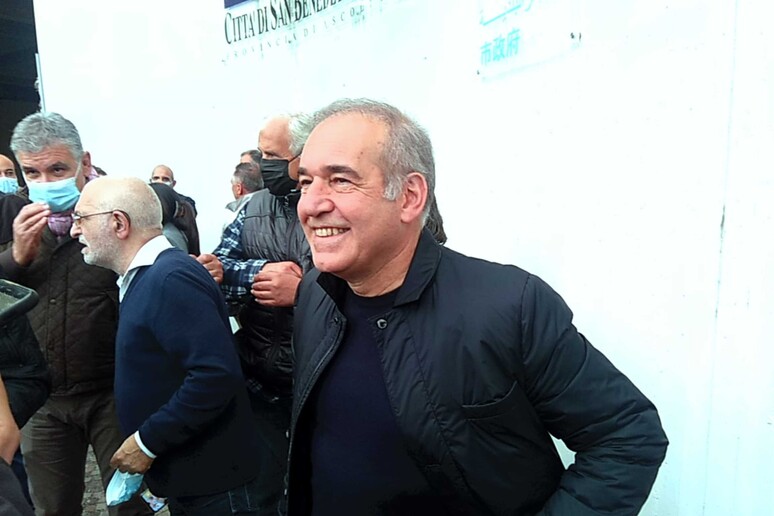 - RIPRODUZIONE RISERVATA