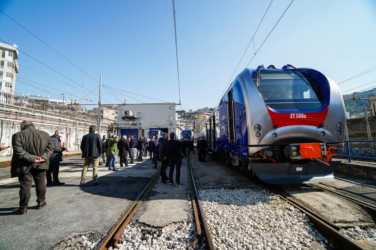 - RIPRODUZIONE RISERVATA