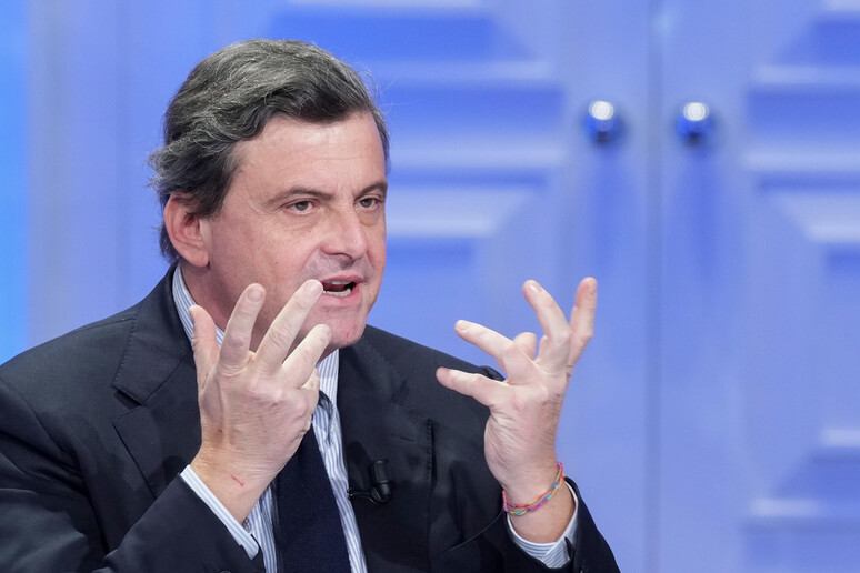 - RIPRODUZIONE RISERVATA