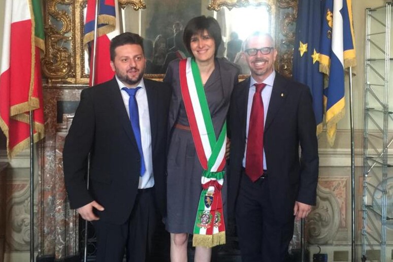 - RIPRODUZIONE RISERVATA