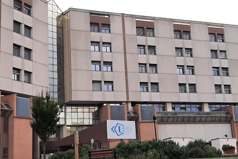 - RIPRODUZIONE RISERVATA