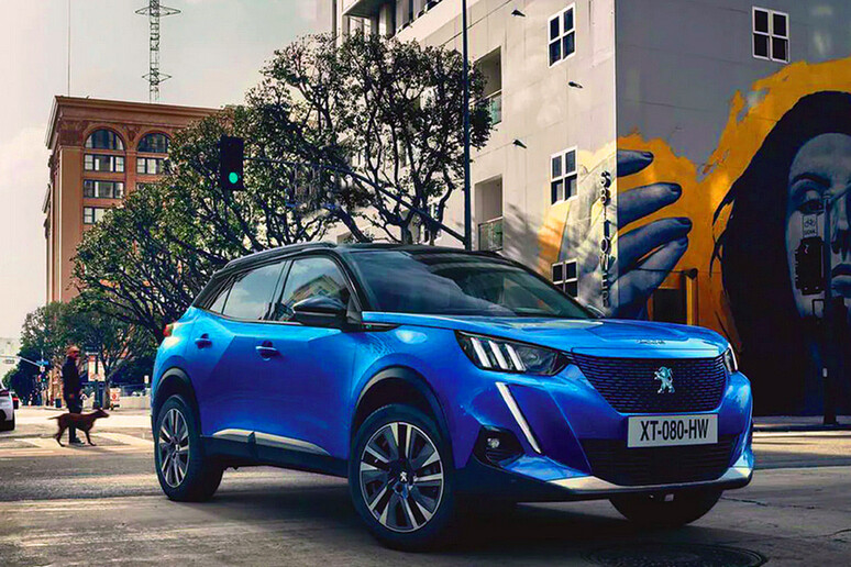 Stellantis in testa nella Ue in ottobre davanti a Volkswagen - RIPRODUZIONE RISERVATA