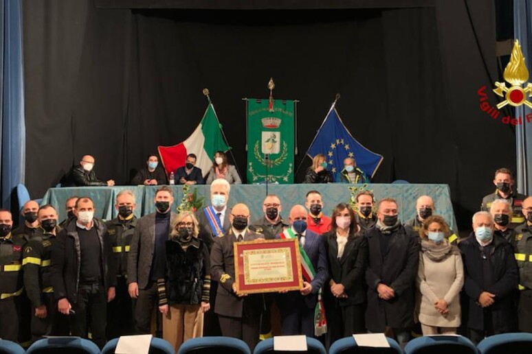 - RIPRODUZIONE RISERVATA