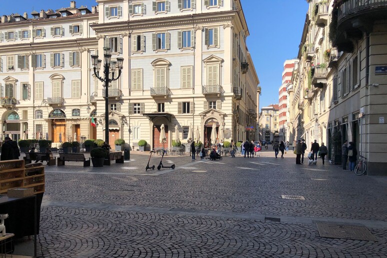 - RIPRODUZIONE RISERVATA