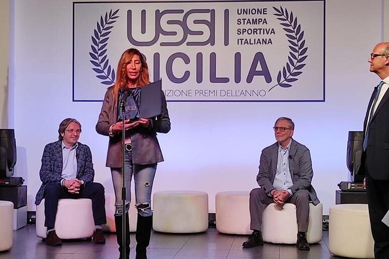 - RIPRODUZIONE RISERVATA