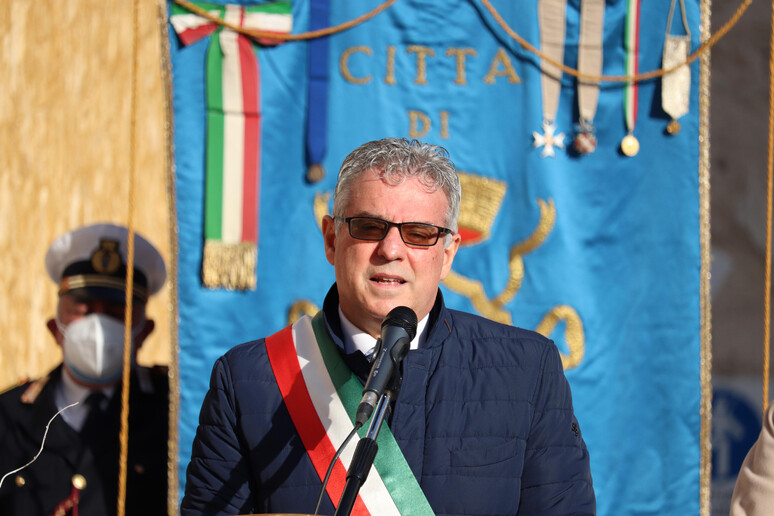 - RIPRODUZIONE RISERVATA