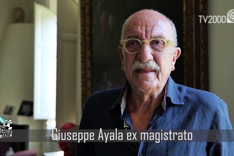 - RIPRODUZIONE RISERVATA