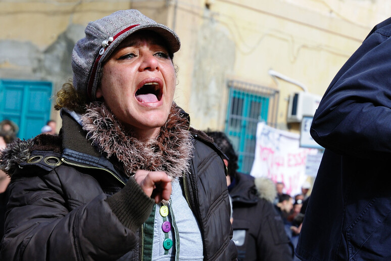 - RIPRODUZIONE RISERVATA