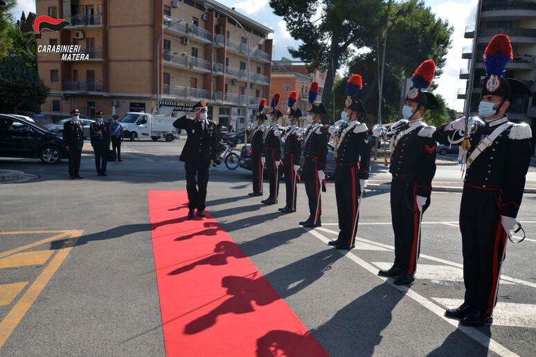 - RIPRODUZIONE RISERVATA