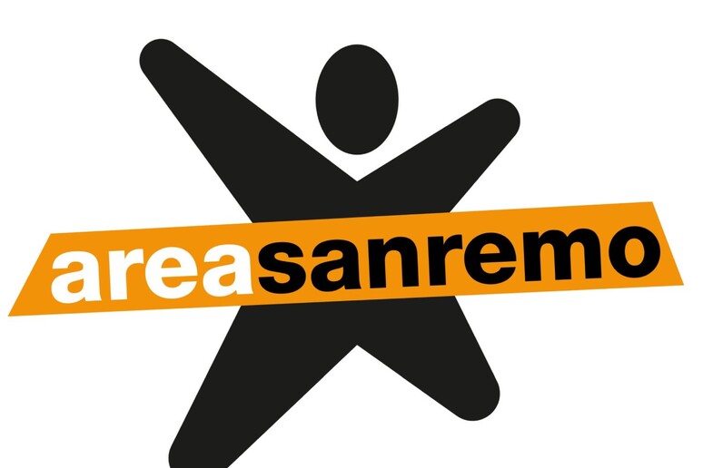 - RIPRODUZIONE RISERVATA